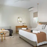 Uliveto Paxos Velianitátika