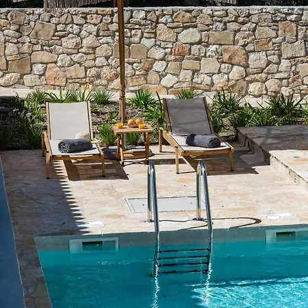 Uliveto Paxos Tatil Evi *